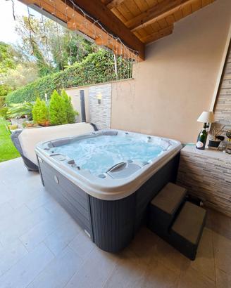 VASCA IDROMASSAGGIO WELLIS (MINI PISCINA DI LUSSO)