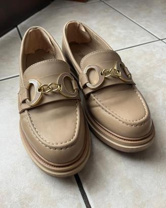Scarpe eleganti