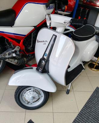 Vespa 50 special