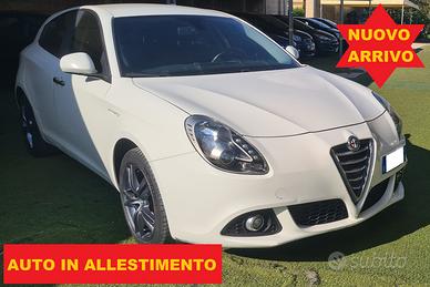 Alfa Romeo Giulietta 1.6 JTDm-2 105 CV Exclusive 2