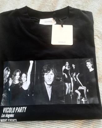 T-shirt over Vicolo