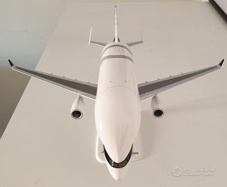 herpa snap-fit airbus a330-700 beluga xl 1-200