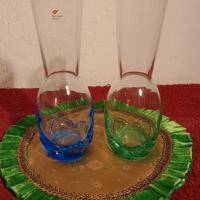 2 vasi portafiori vetro verde e blu H 19cm nuovi 