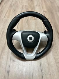 Volante sportivo Smart 451 – da sistemare Trattab.