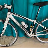 Bici Scott Metrix M
