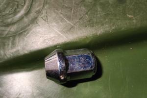 dadi ruota Opel Mokka