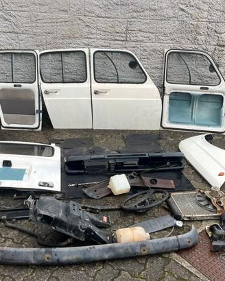 Ricambi Renault 4  R4 vetri  porte motore sedili