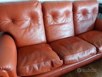 Divano Frau 3 sedute con poltrona, come nuovi