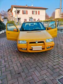 auto storica  2 e 5 posti