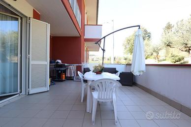 2 LOCALI A TORTORETO