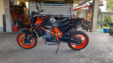 Ktm duke 690r
