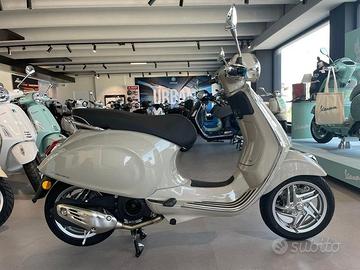 Vespa 125 Primavera RST E5+ ABS BEIGE AVVOLGE...