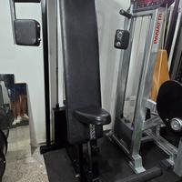 Pectoral machine technogym 