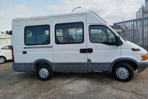 A 6900E.STUPENDO MINI BUS DA 9 POSTI PATENTA B.DAI