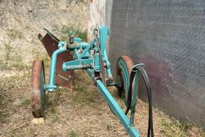ARATRO, SEMINATRICE, ESTIRPATORE