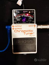 BOSS TU-2 accordatore per basso e chitarra 