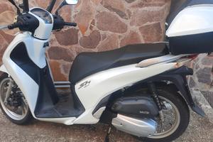 scooter sh 150