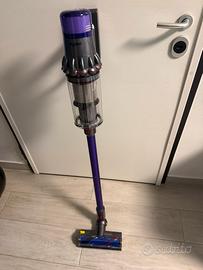 Aspirapolvere dyson v11