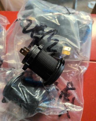 Caricatore Doppia USB moto, camper, auto 12Volt 