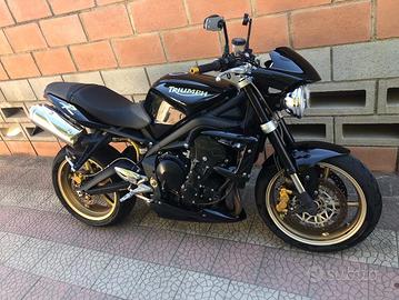 Triumph Street Triple R - 2011. 16725 Km