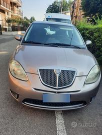 Lancia Ypsilon 1.4 benzina del 2011