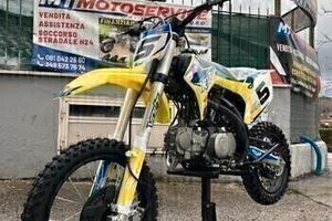 Pitbike modello RFX 125