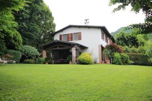 PORZIONE DI BIFAMILIARE A BRESCIA