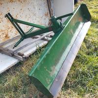 lama livellatrice trattore 