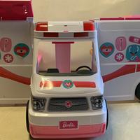Ambulanza Barbie
