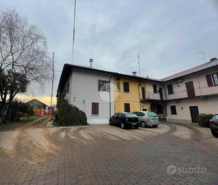 CASA DI CORTE A MAGENTA