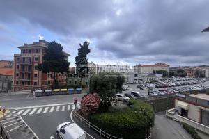 Trilocale ristrutturato con ascensore