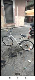 Bici Polivalente Btwin Bianca 26