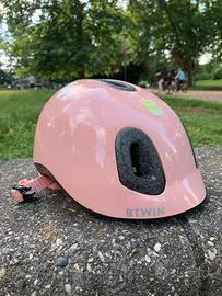 Caschetto rosa bimba decathlon