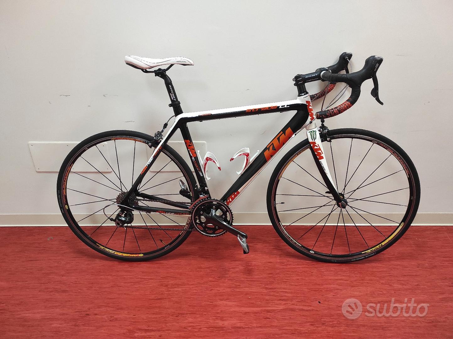 Ktm strada 2025 lc 4000 carbon