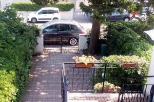 Cecina Marina , Agosto, casa ingresso indipendente