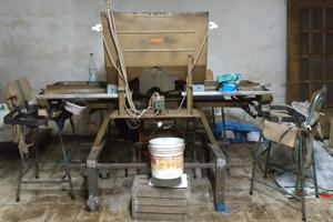 Macchina selezionatrice manuale mandorle