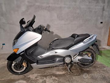 tmax 500 2001