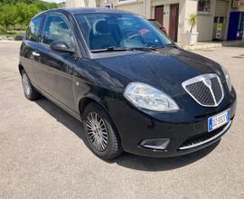 Lancia Y