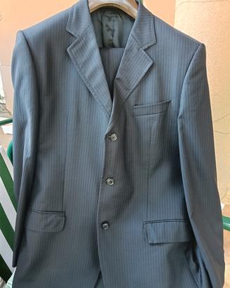 abito sartoriale grigio scuro HUGO BOSS  tg54
