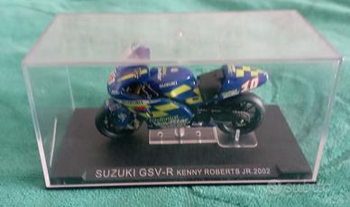 Modellino moto Suzuki GSV-R Kenny Roberts JR. 2002