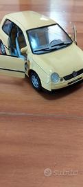 Modellino Volkswagen Lupo Yellow 