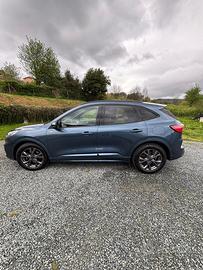 Kuga full hybrid