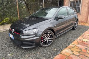 Volkswagen Golf 2.0 TDI DSG 5p. Highline BlueMotio