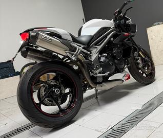 TRIUMPH Speed Triple 1050 RS 1050RS
