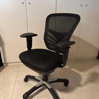 Sedia da ufficio ergonomica e traspirante