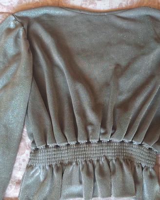 blusa cropped metallizzata pull&bear s