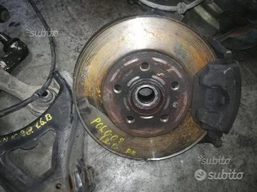 Mozzo ant dx vw polo 2002 1.2b