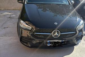 Mercedes classe B premium Amg con tettuccio