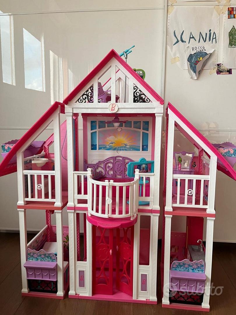 Casa di barbie tre piani con ascensore clearance