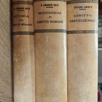 Tre manuali giuridici storici di Arangio Ruiz